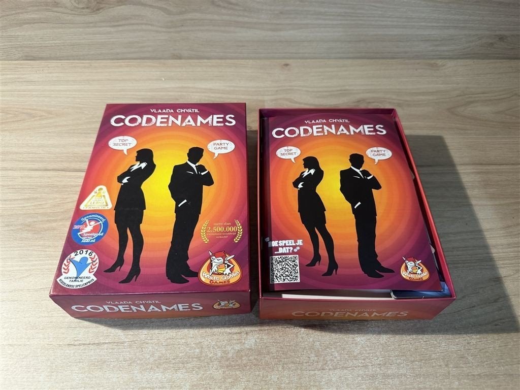 Codenames - S7129, Verzenden, Zo goed als nieuw