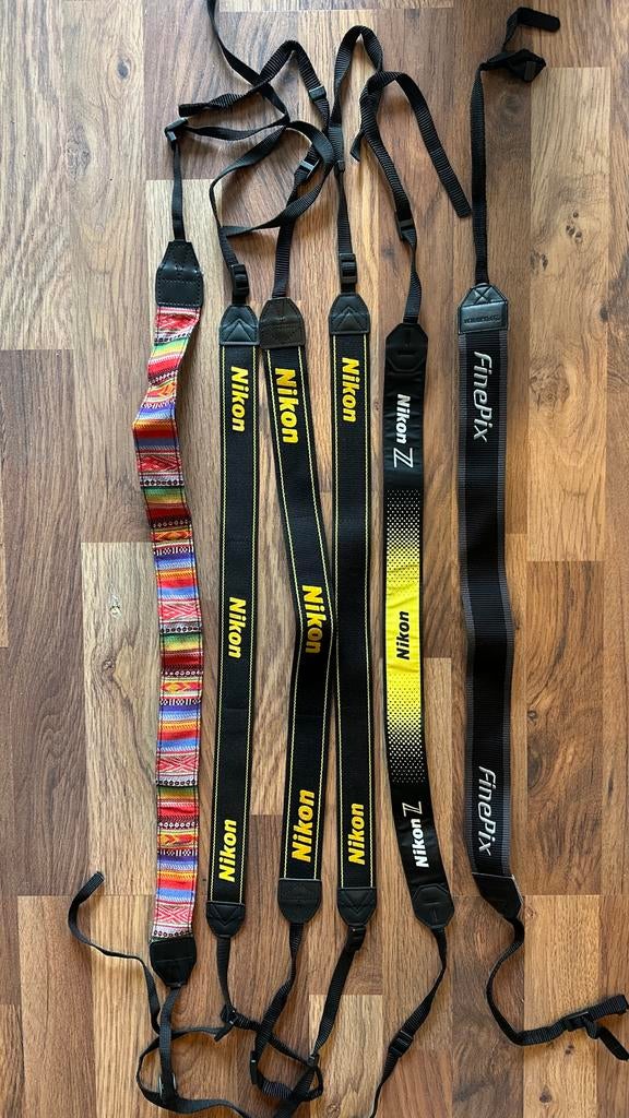Nikon riem, Ophalen of Verzenden, Gebruikt, Overige typen