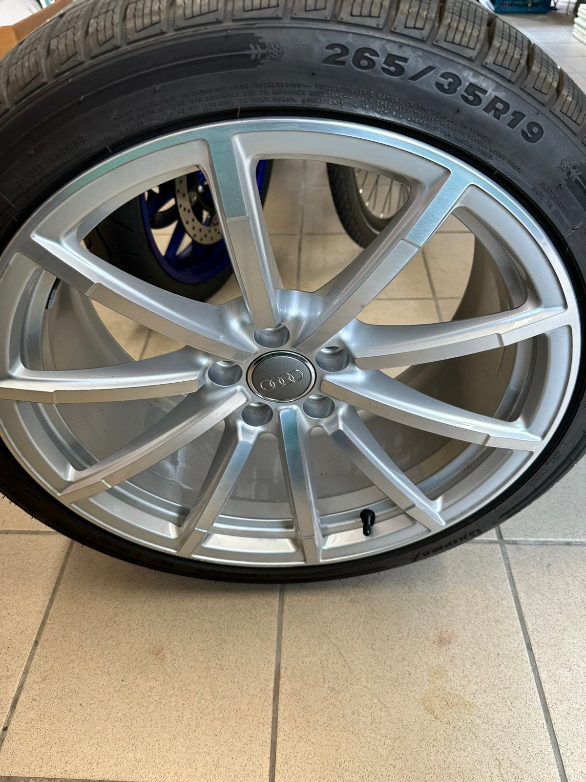 Mooie lichtmetalen Audi RS4 velgen/winterbanden, Auto-onderdelen, Banden en Velgen, 265 mm, Banden en Velgen, Nieuw, Winterbanden