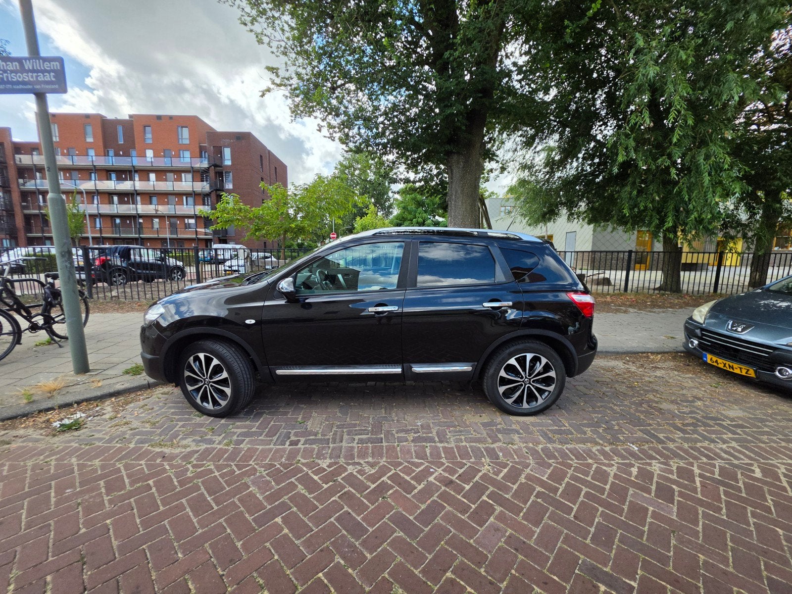 Nissan Qashqai 1.6 2WD 2011 Zwart, Voorwielaandrijving, 662 kg, 1225 kg, 4 cilinders