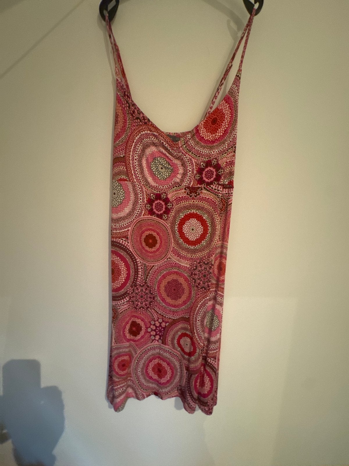 Geisha zomerjurk roze/rood met print, maat L/40, Kleding | Dames, Maat 38/40 (M), Ophalen of Verzenden, Zo goed als nieuw, Knielengte