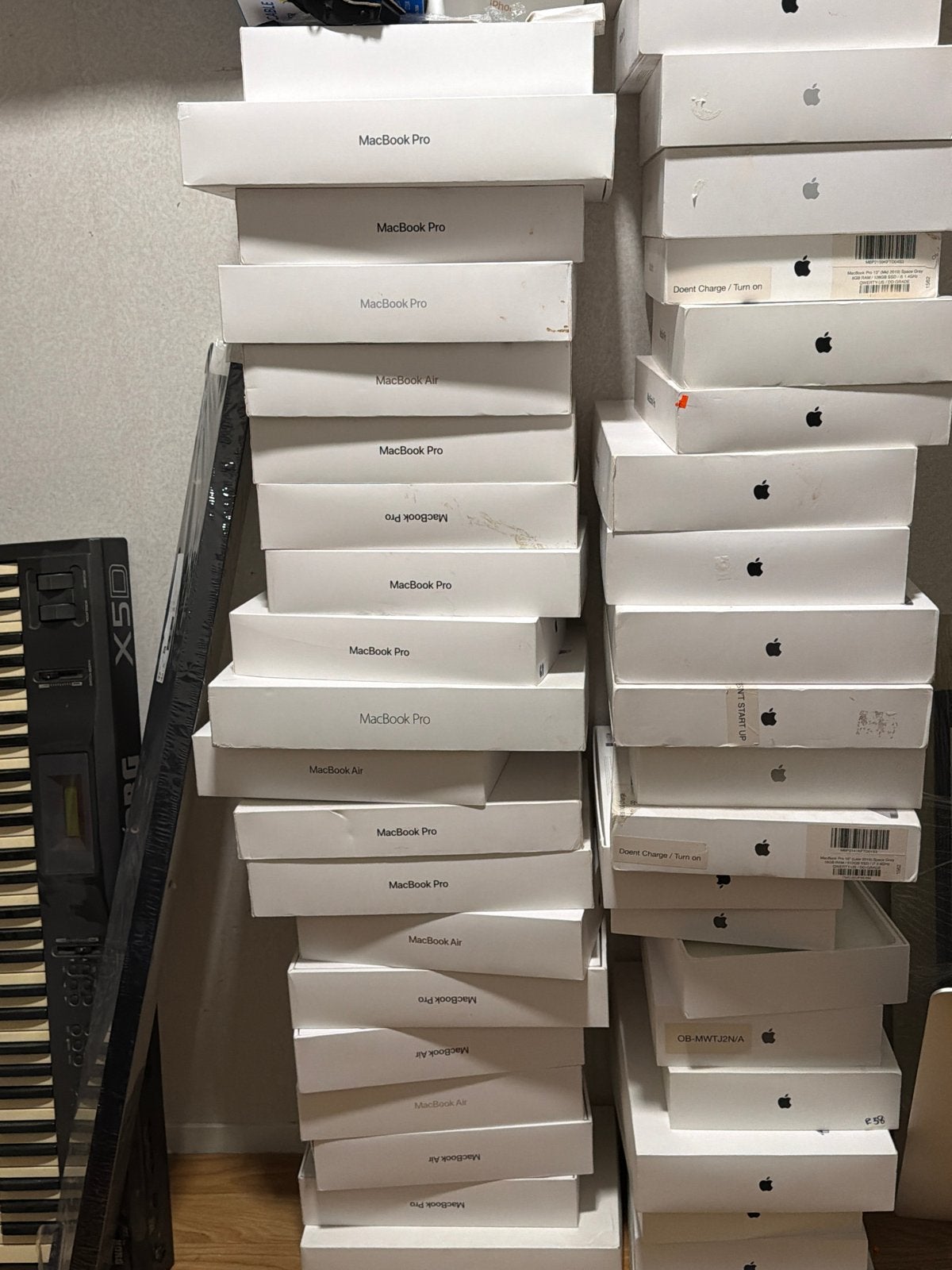 35 MacBook dozen te koop (2018-2023, 13-16 inch), Computers en Software, Apple Macbooks, Ophalen, Gebruikt, 13 inch, MacBook Pro
