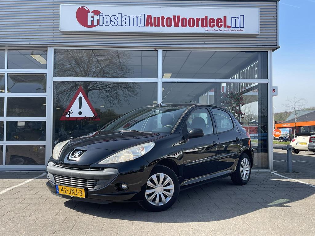 Peugeot 206 + 1.4 XS /5 drs/Airco/Elektr.raambed/, Voorwielaandrijving, Stof, 31 €/maand, 4 cilinders
