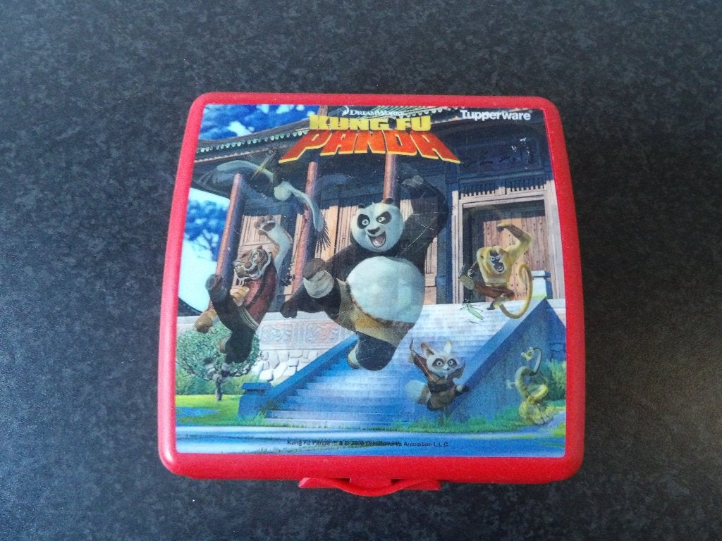 in nette staat Tupperware Kung Fu Panda broodtrommel 3d prin, Ophalen of Verzenden, Zo goed als nieuw, Rood, Overige typen