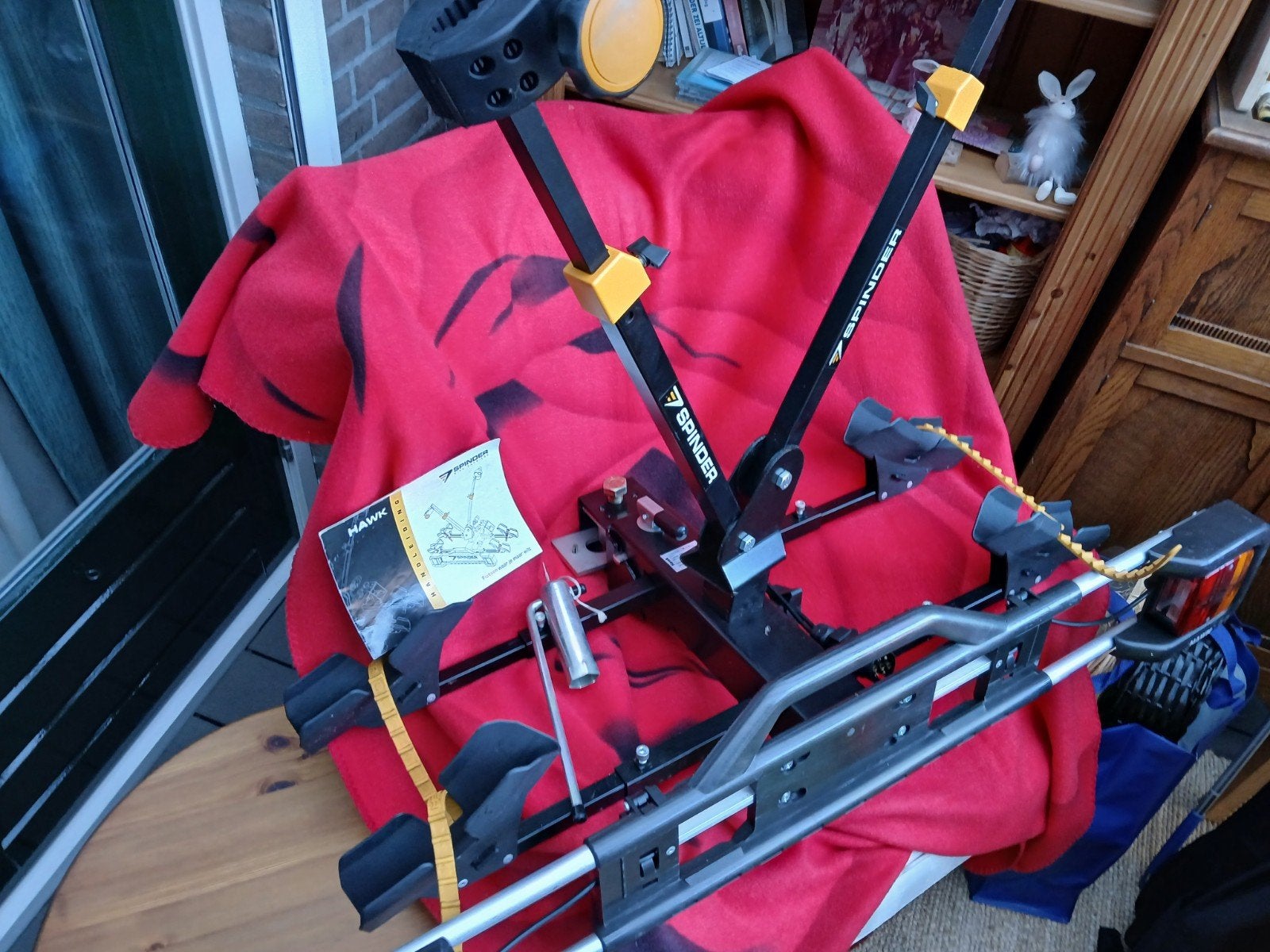 Fietsendrager Hawk Spinder, Ophalen, Brede banden, Zo goed als nieuw, 2 fietsen