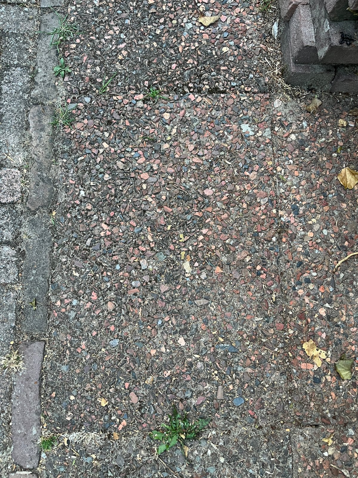 Gebruikte rode grindtegels (60x40) 24 st, Tuin en Terras, Tegels en Klinkers, Ophalen, Gebruikt, 5 tot 10 m², Beton