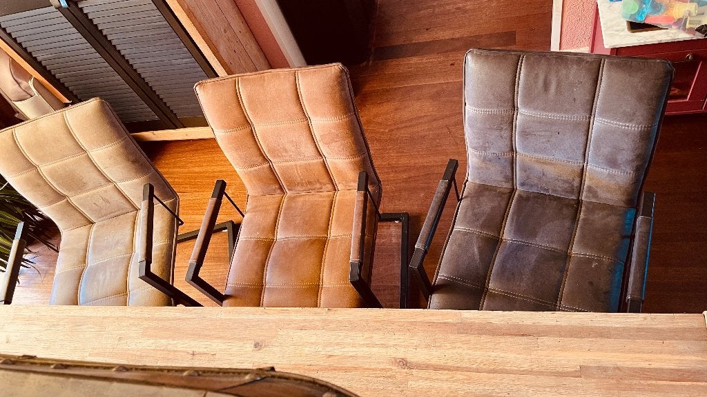 Gebruikte stoelen met robuust frame en microweefsel stof, Huis en Inrichting, Stoelen, Ophalen, Gebruikt, Overige kleuren, Stof