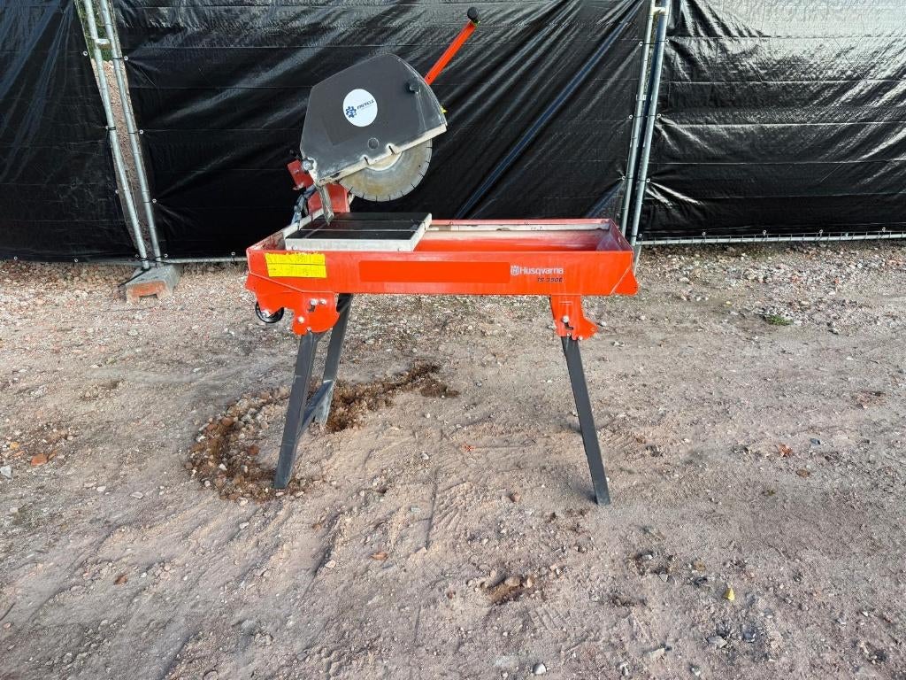 Zaagtafel Husqvarna TS350E, Ophalen, Gebruikt, 70 mm of meer, Overige typen