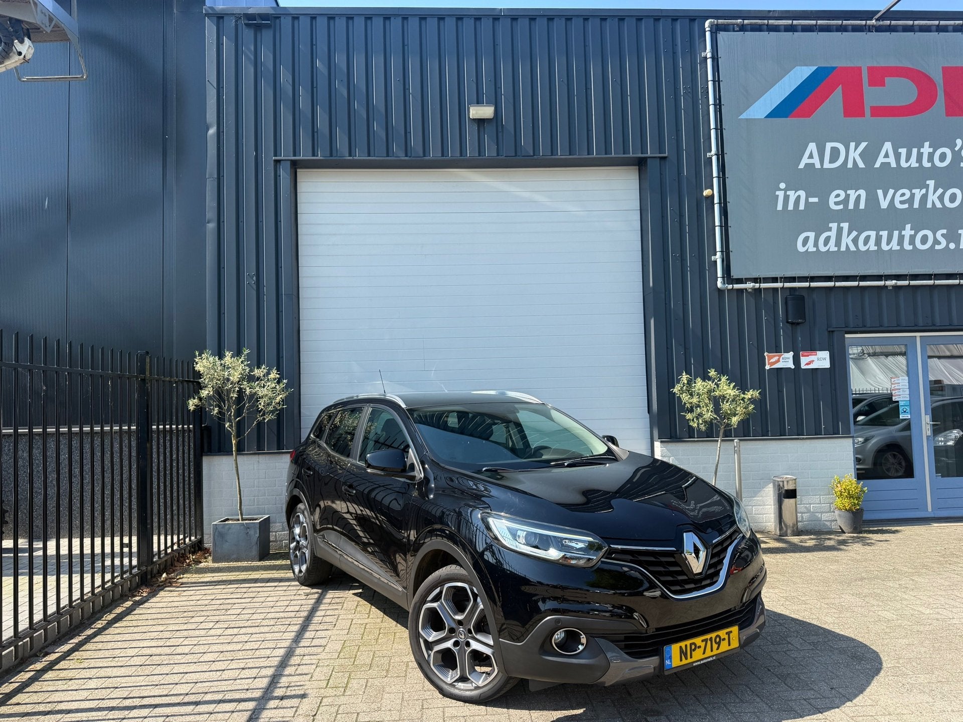 Renault Kadjar 1.2 TCe Bose PANO/TREKHAAK/PDC/LANE ASSIST/NA, Auto's, Renault, Voorwielaandrijving, Kadjar, Gebruikt, 4 cilinders