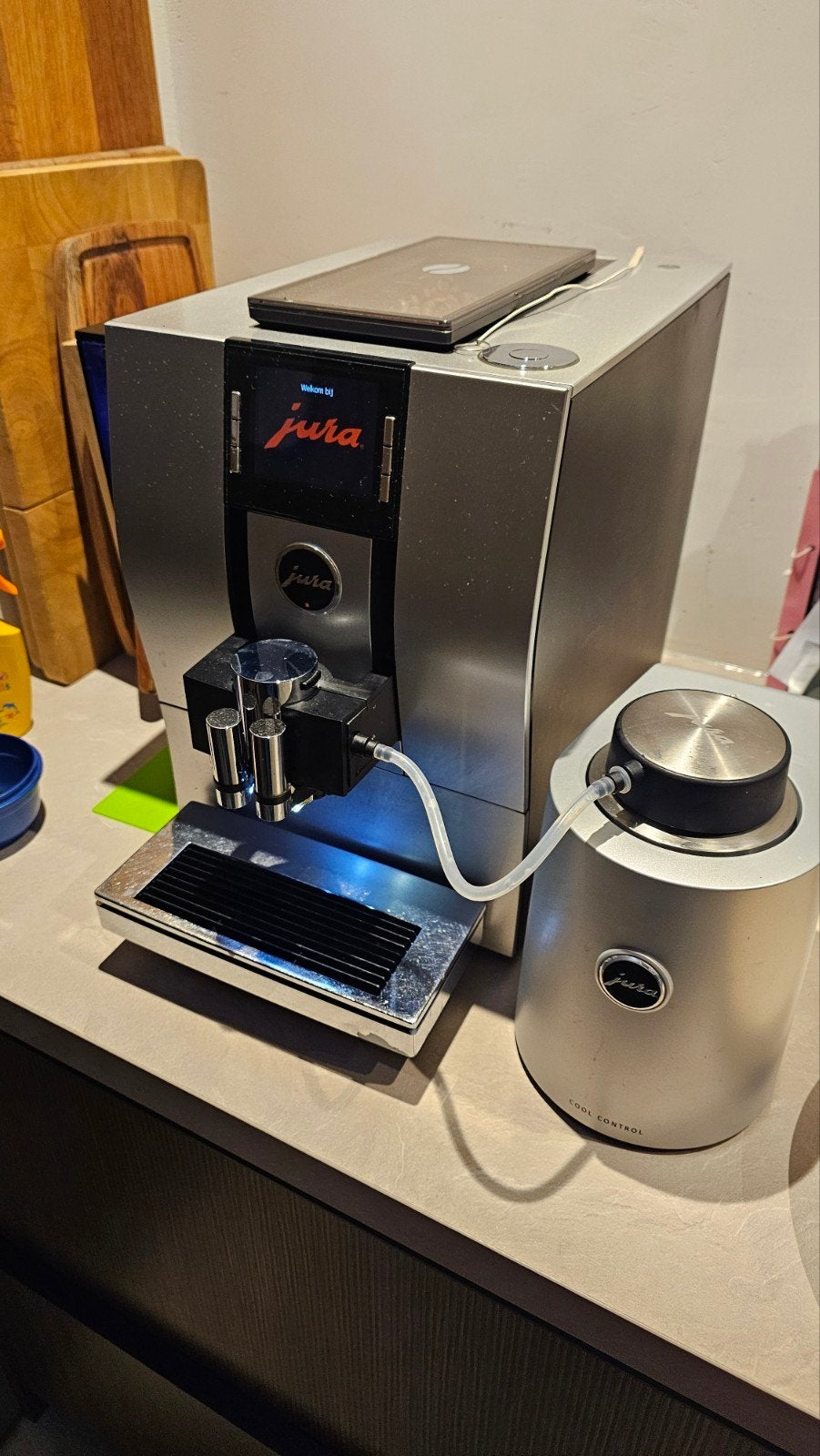 Jura Z6 Volautomaat met Melkkoeler - Recent groot onderhoud, Gebruikt, Espresso apparaat, 10 kopjes of meer, Afneembaar waterreservoir