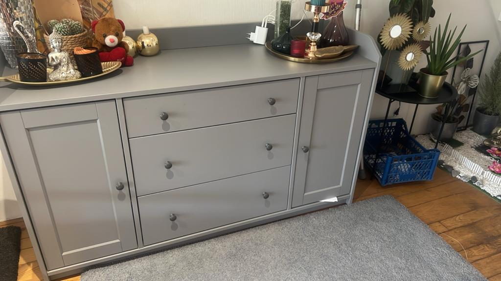 Ikea ladekast/dressoir - Hout, grijs - Zo goed als nieuw, Huis en Inrichting, Kasten | Ladekasten, Ophalen, 100 tot 150 cm, Zo goed als nieuw