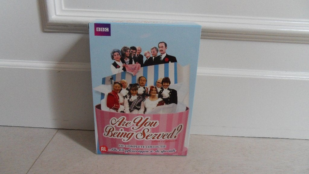 DVD : Are you being served : Seizoen 1 t/m 10 : complete col, Gebruikt, Alle leeftijden, Ophalen of Verzenden, Komedie
