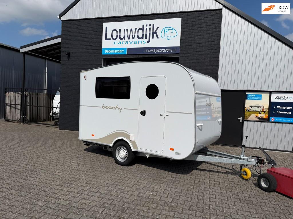 HOBBY Beachy 360 ’23 (Luifel, 736 kg), Caravans en Kamperen, Rondzit, Hobby, Bedrijf, Lengtebed