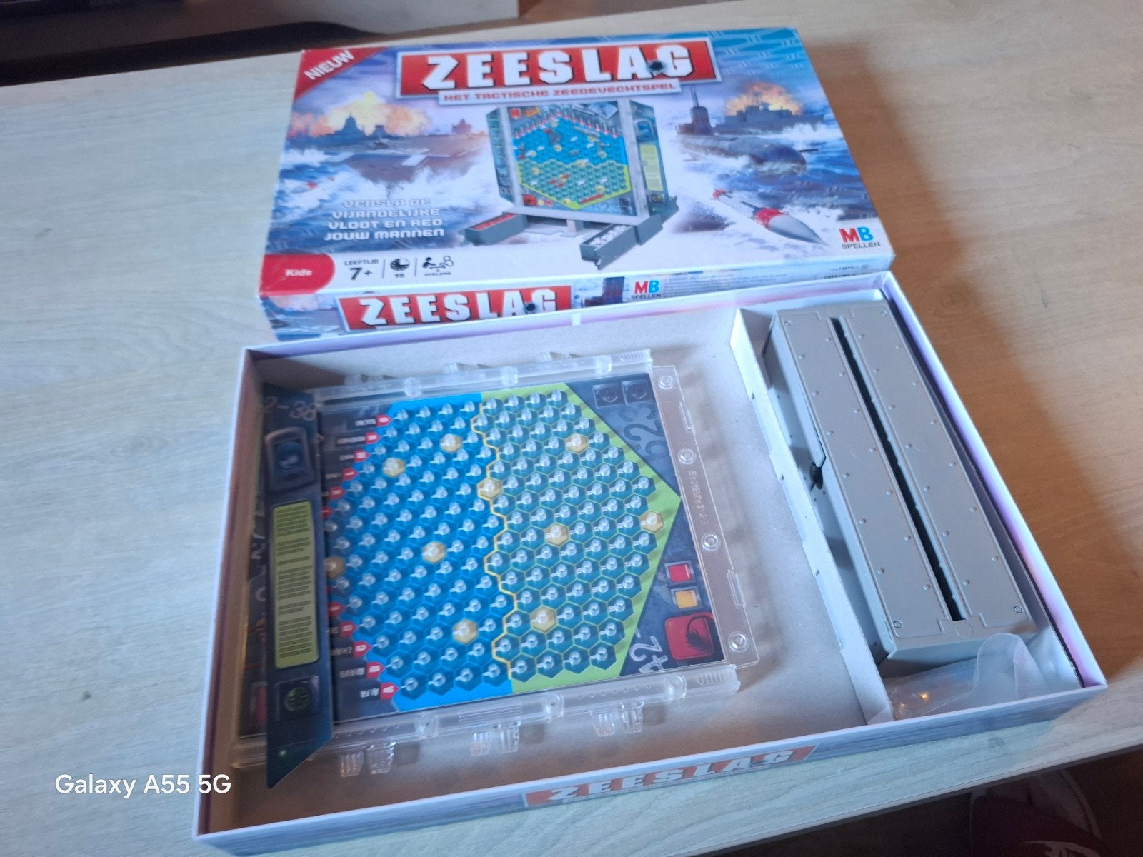 Zeeslag: Het Tactische Zeegevechtspel - Nieuwstaat, MB Spellen, Een of twee spelers, Ophalen of Verzenden, Zo goed als nieuw