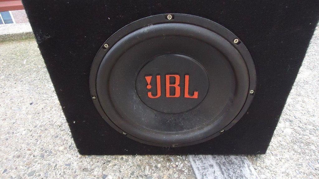 TE KOOP JBL GT3 SUBWOOFER  1800 WATT 225 RMS WATT, Ophalen, Zo goed als nieuw