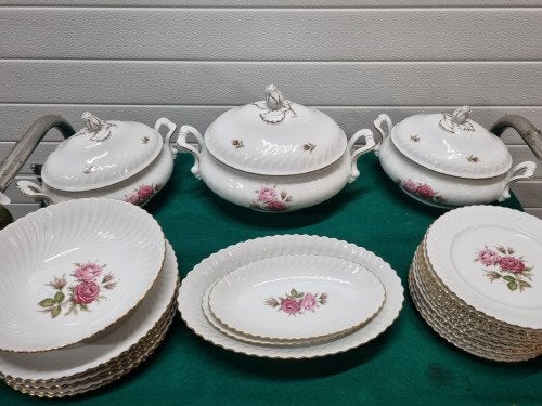 Servies Kaiser noosrose met rozen  porselein vintage, Ophalen of Verzenden, 'T Olde Gre-j, Info@toldegrej.nl, Endepoelstraat 20f Didam