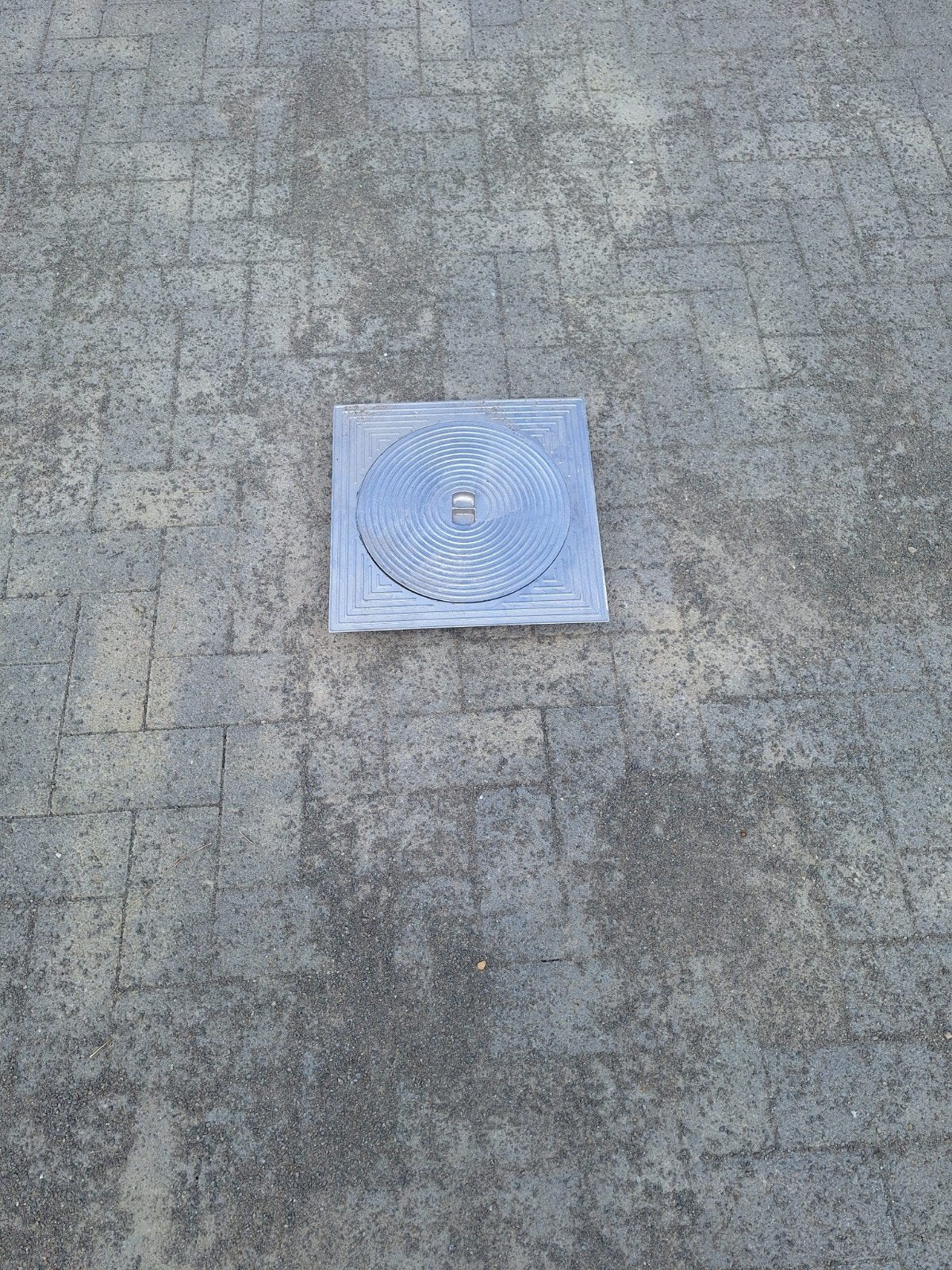 Aluminium putdeksel 50x50  diam.400, Ophalen, 40 tot 60 cm, Nieuw, Minder dan 5 m²
