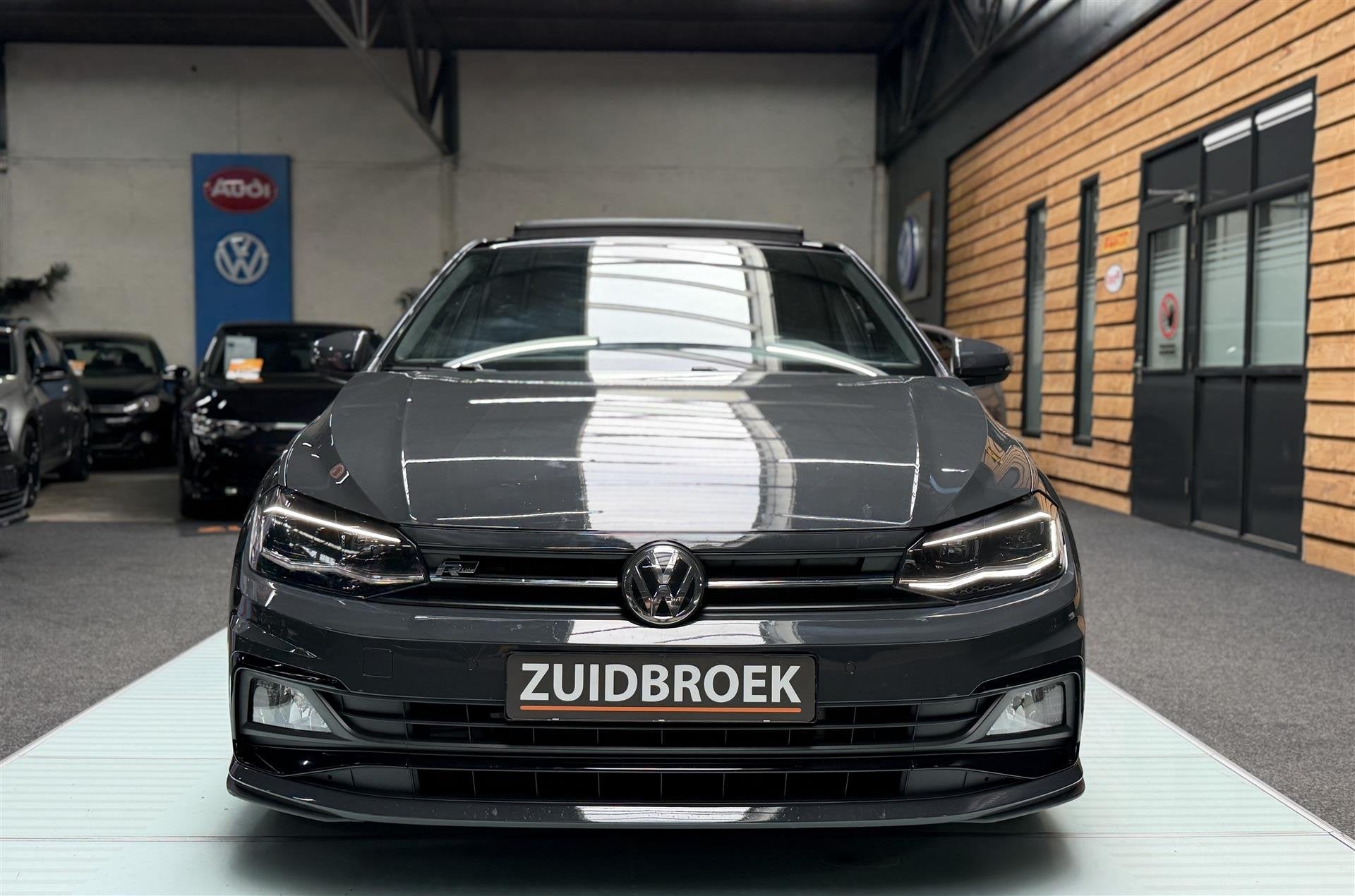 Volkswagen Polo 1.0 TSI R-Line | Pano | Navi | clima 5-Drs, Auto's, Gebruikt, Euro 6, 95 pk, 1055 kg