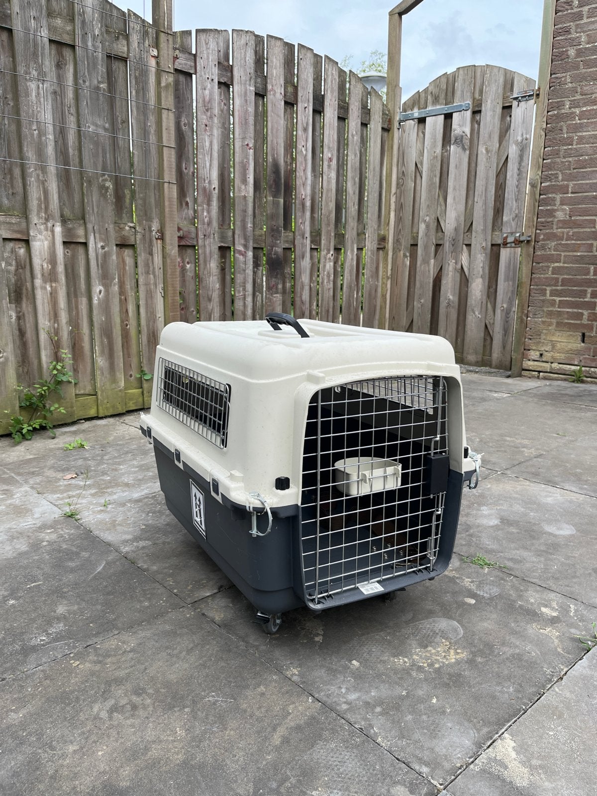 Transportbox hond M 67x53x47 cm, Dieren en Toebehoren, Ophalen of Verzenden, Gebruikt
