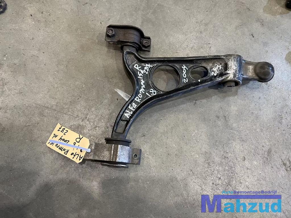 ALFA ROMEO 156 rechts voor draagarm 1997-2005, Gebruikt, Dpofca@stellantis.com, Stellantis Europe S.p.A., Ophalen of Verzenden