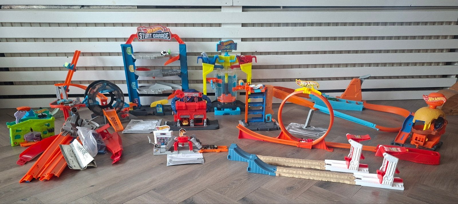 Grote Hot Wheels Baan Collectie - Stunt Garage & Meer, Ophalen, Gebruikt