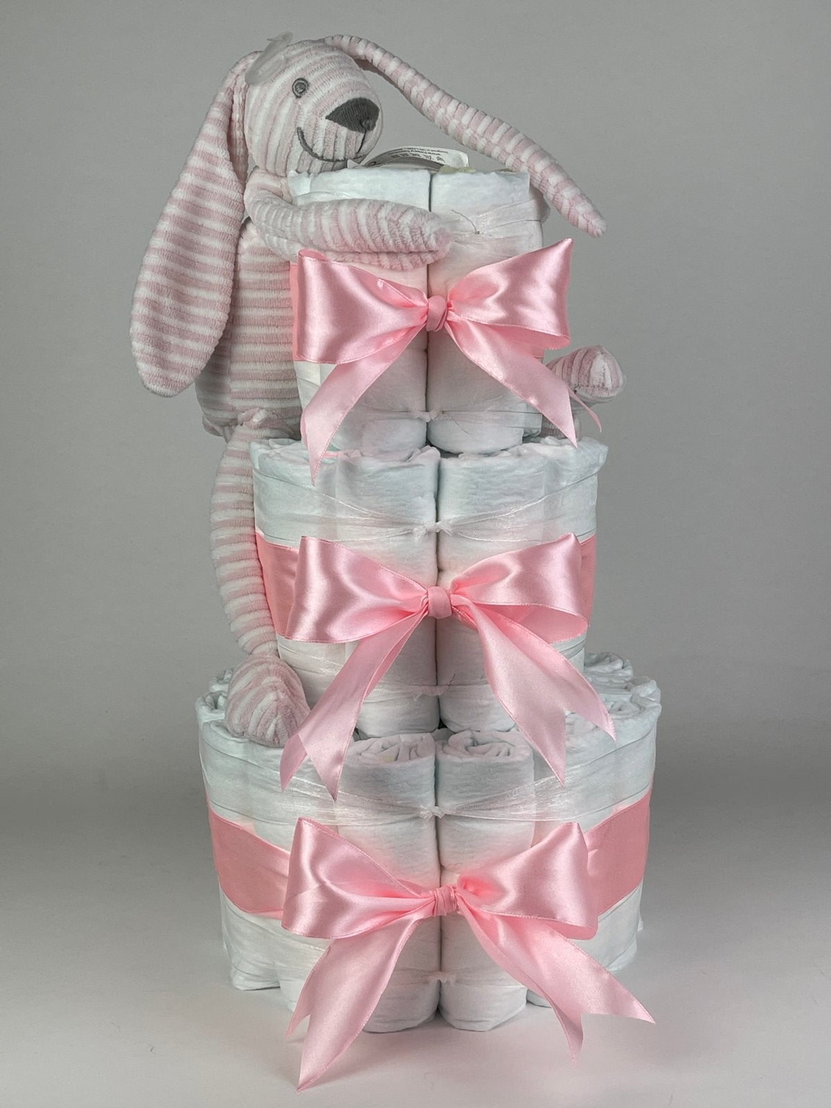 Roze Luiertaart met Happy Horse Konijn Reece, Ophalen of Verzenden, Nieuw, Kraamcadeau