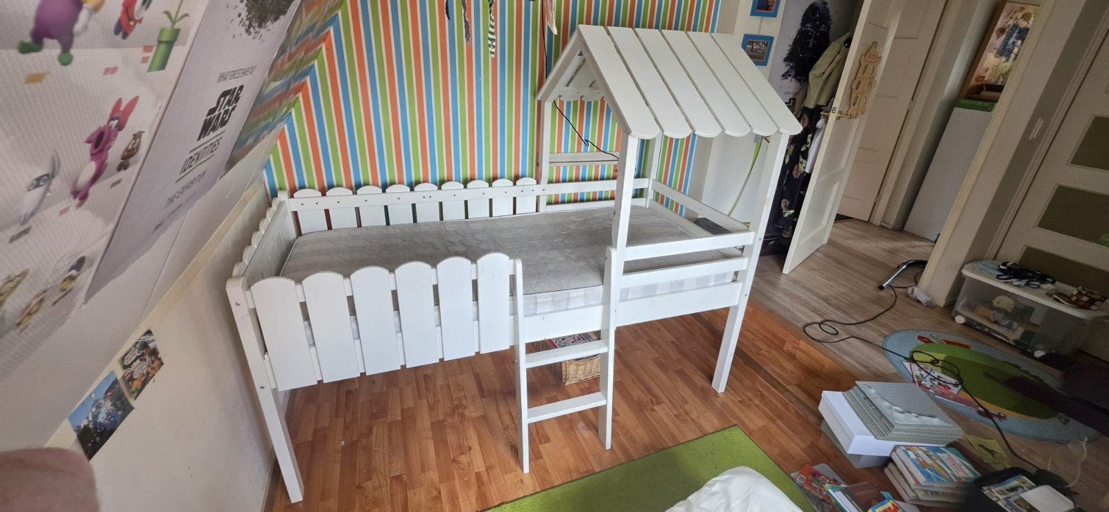 Leuk kinderbed, hoogslaper in de vorm van een huisje, Ophalen, Gebruikt, Eenpersoons, 90 cm