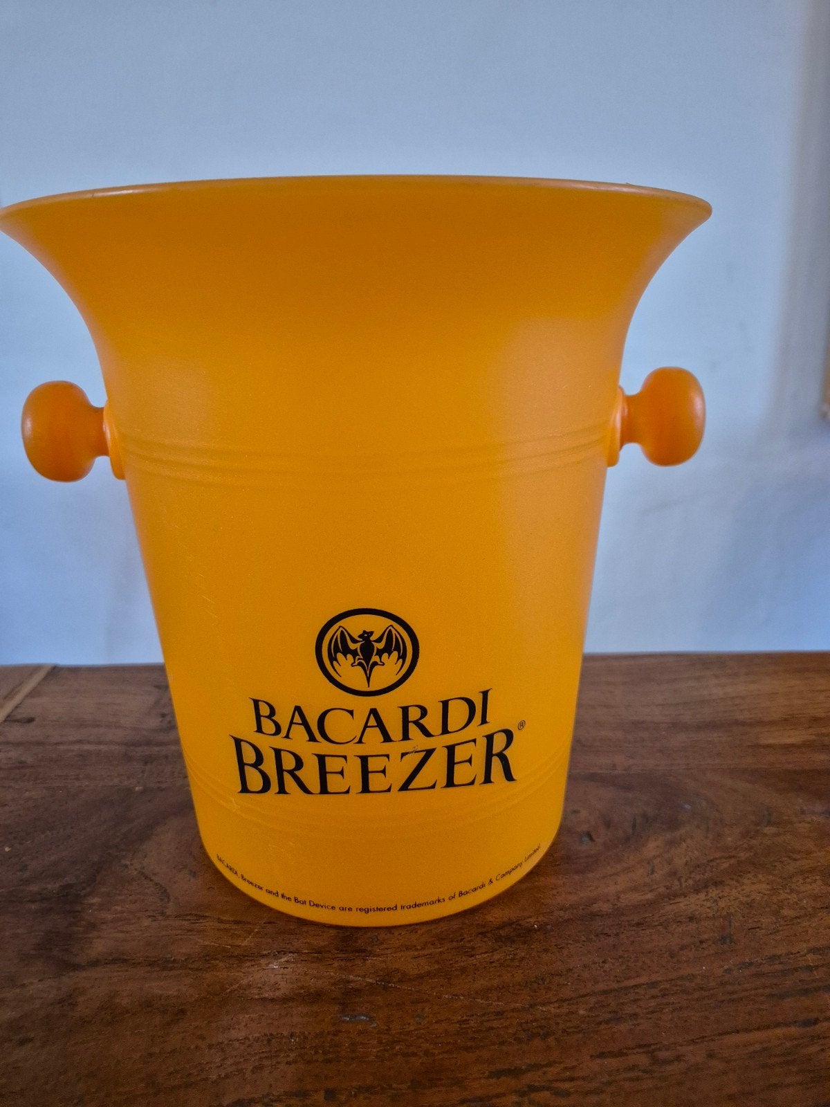 Originele Oranje Bacardi Breezer IJsemmer *zgan*, Verzamelen, Ophalen of Verzenden, Zo goed als nieuw, Gebruiksvoorwerp