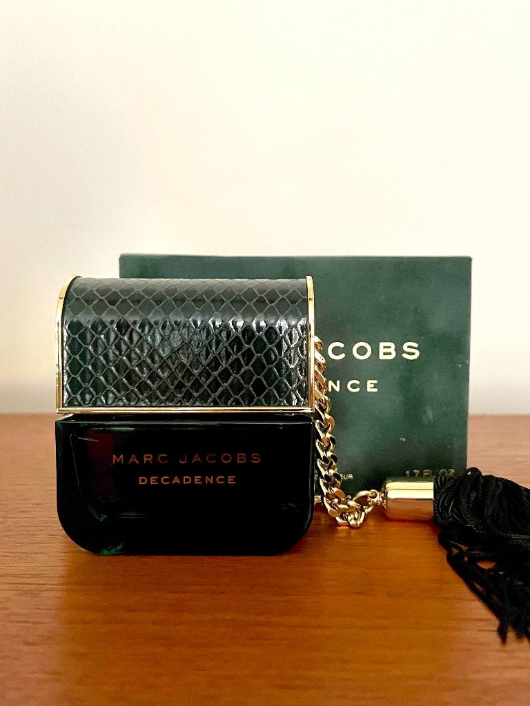 Marc Jacobs Decadence for Women EDP 50ml, Sieraden, Tassen en Uiterlijk, Ophalen of Verzenden, Zo goed als nieuw