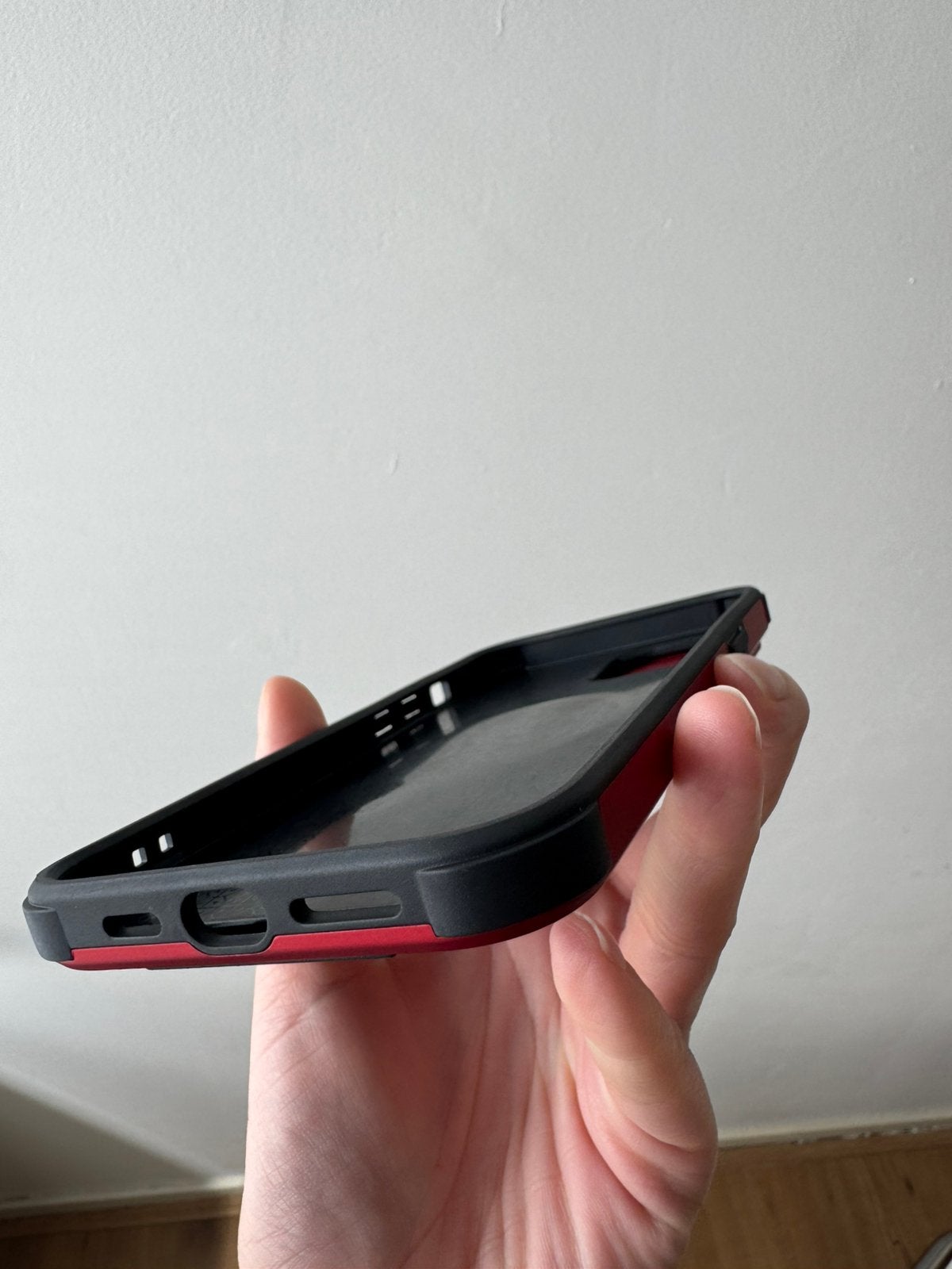 Foto 9 van Iphone 12 Pro Max hoesje nieuw rood