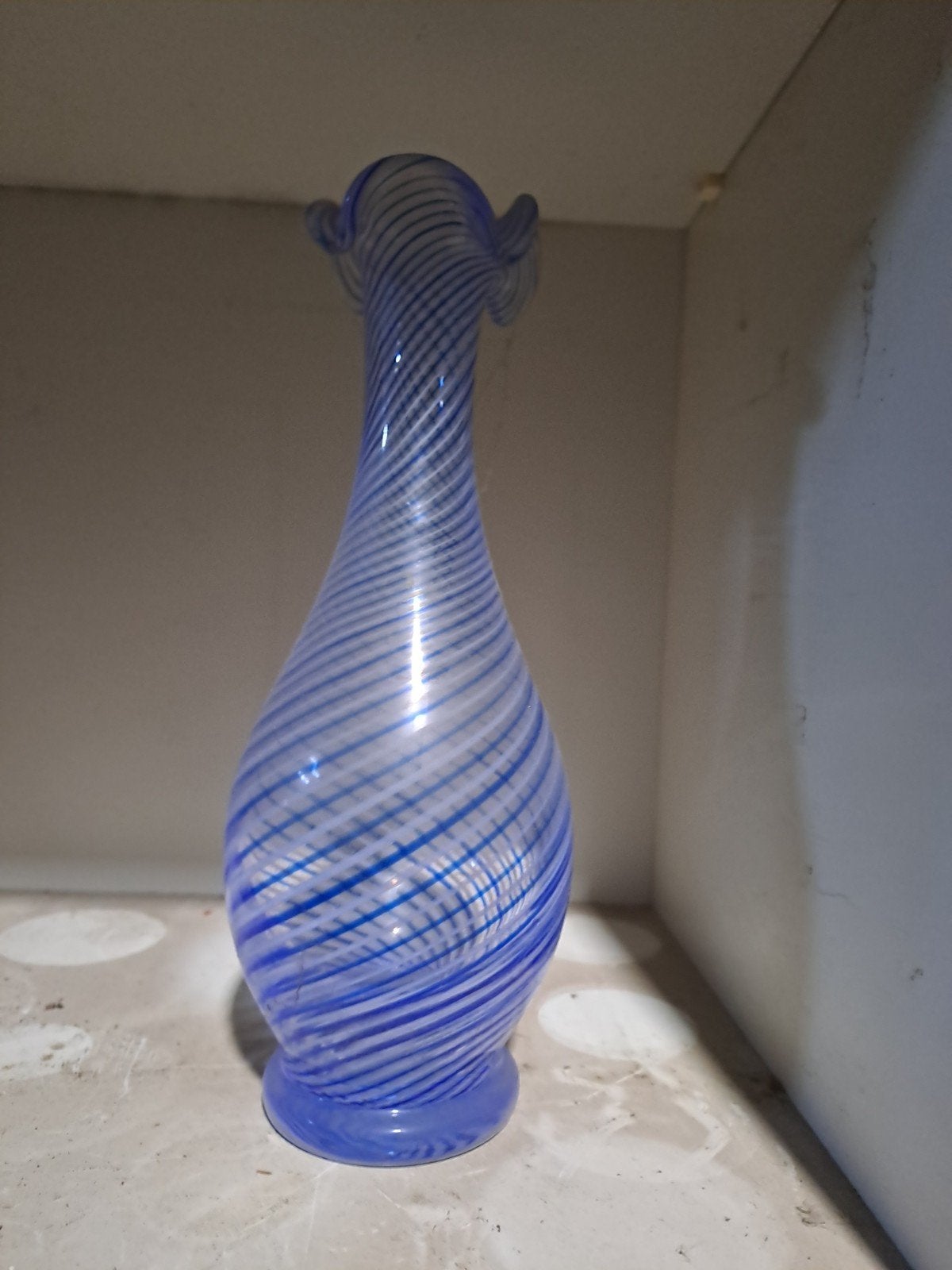 Vintage Murano-stijl glazen vaas, blauw en wit spiraal, Ophalen of Verzenden