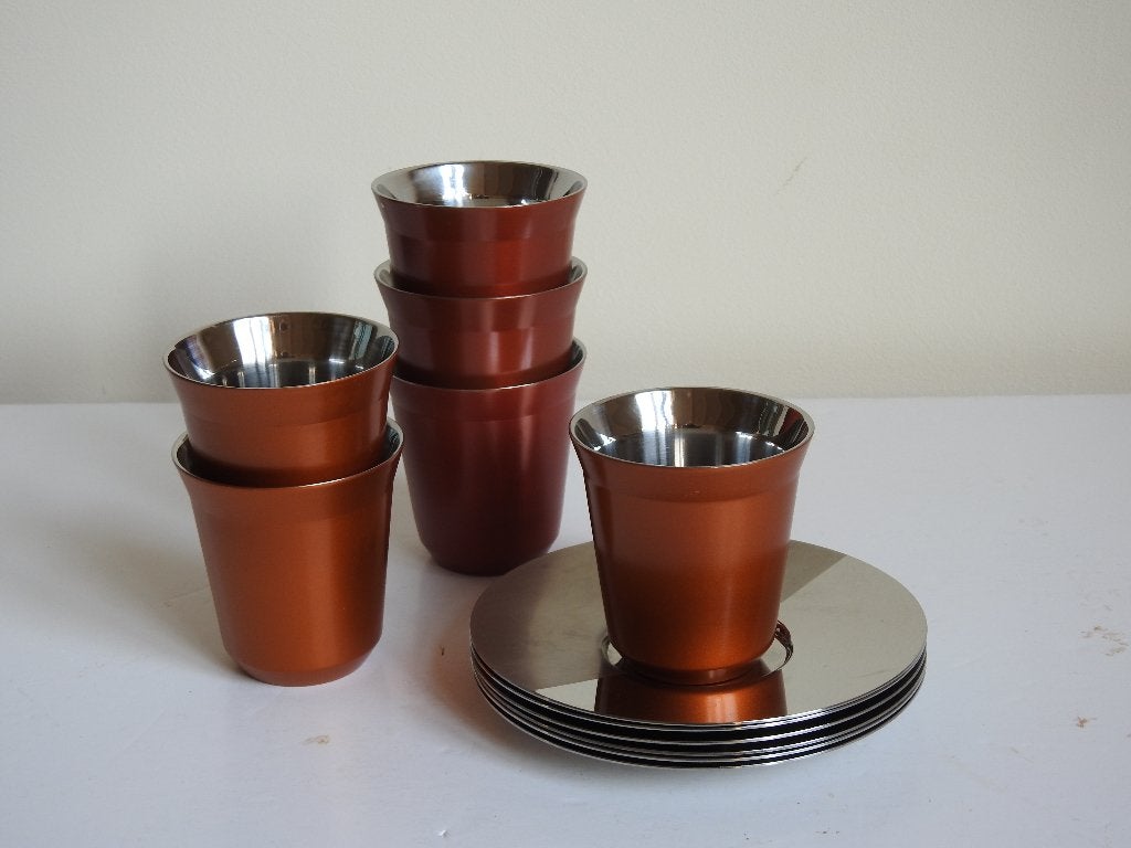 6x Nespresso Pixie Lungo koffiekopje met schotel, Ophalen of Verzenden, Zo goed als nieuw, Overige stijlen, Metaal