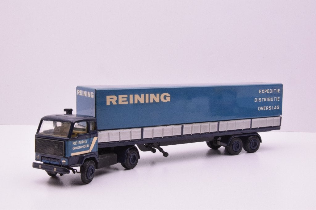 Volvo F89  '' Reining transport  ''  Tekno code 3, Hobby en Vrije tijd, Ophalen of Verzenden, Gebruikt, Bus of Vrachtwagen, Tekno