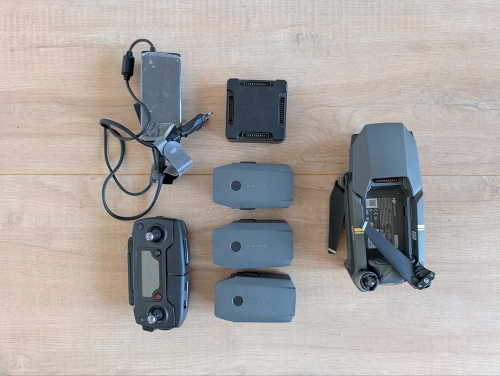 DJI Mavic Pro - Defect met extra propellors en accu's, Audio, Tv en Foto, Drones, Niet werkend, Cameradrone, Topkwaliteit, DJI
