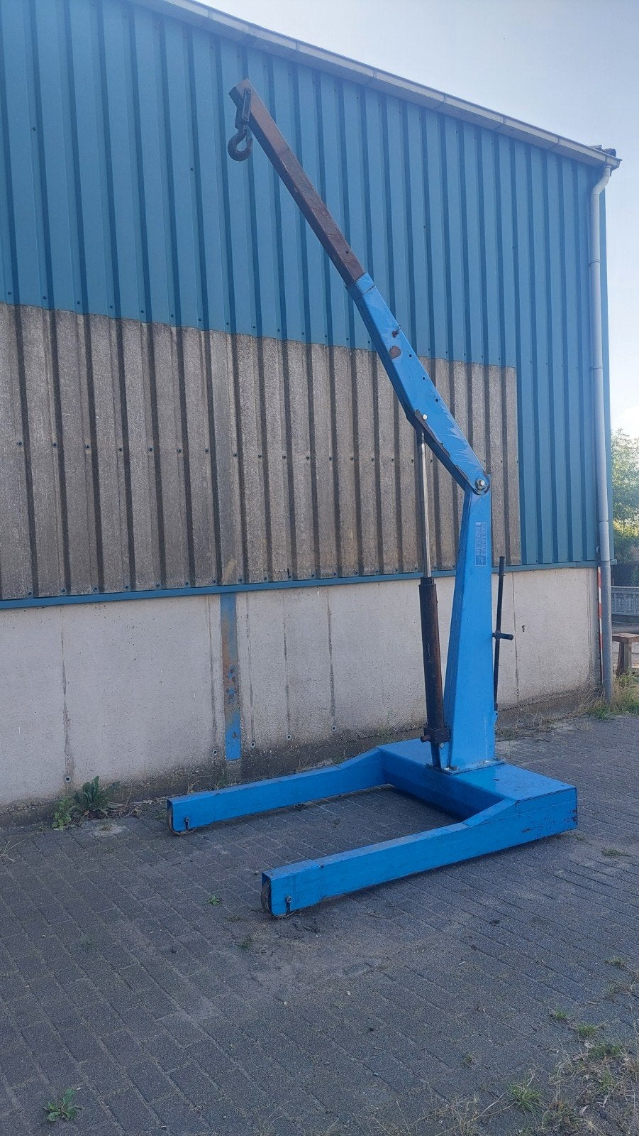 Werkplaatskraan 2000kg 4 meter, Ophalen, Gebruikt