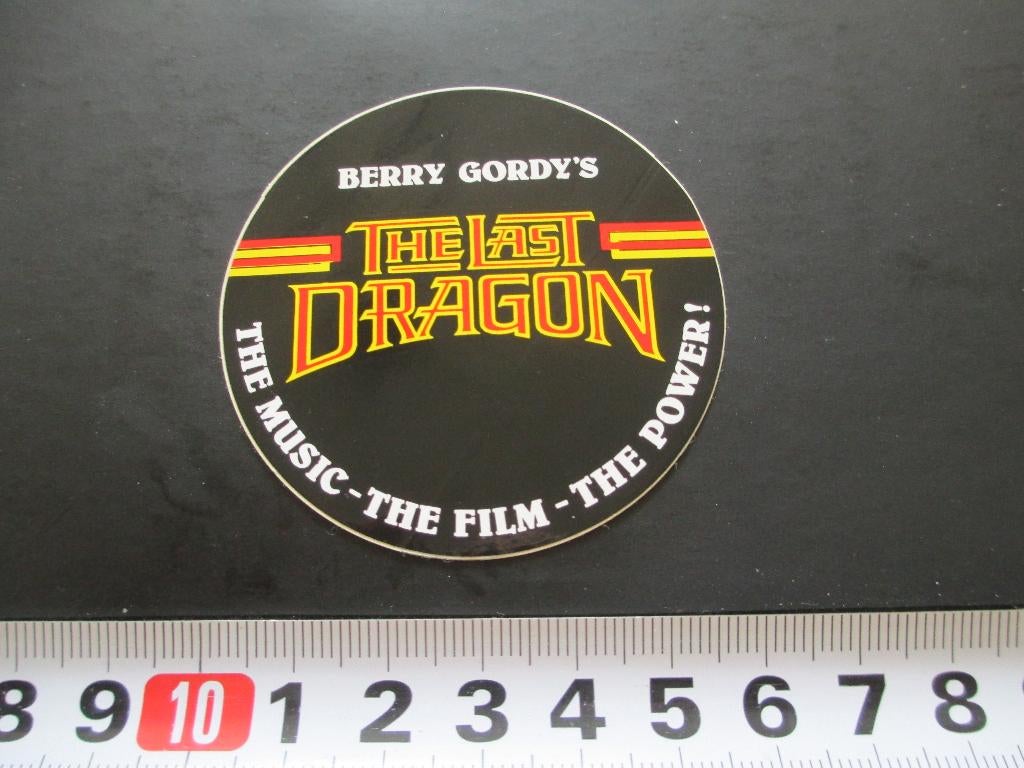 sticker berry gordy's THE LAST DRAGON the music film power, Ophalen, Zo goed als nieuw