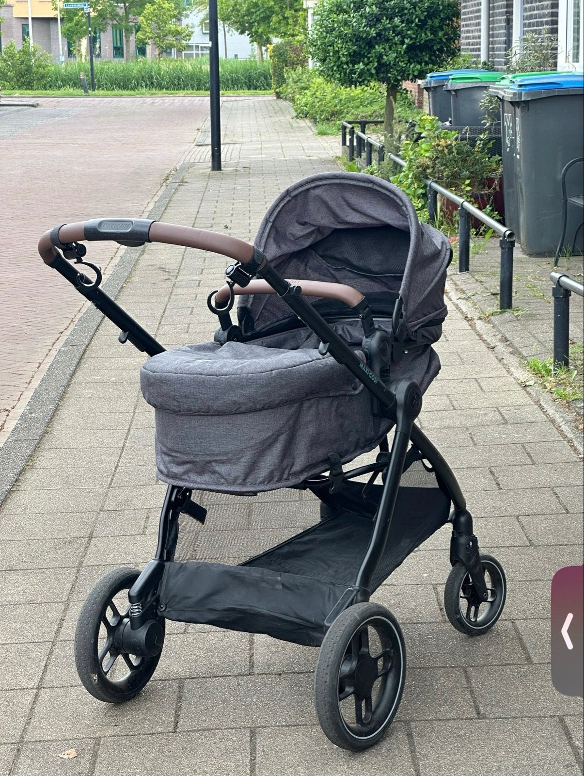 Maxi-Cosi Lila XP Combiwagen met autostoeltje, Kinderen en Baby's, Kinderwagens en Combinaties, Zo goed als nieuw, Combiwagen