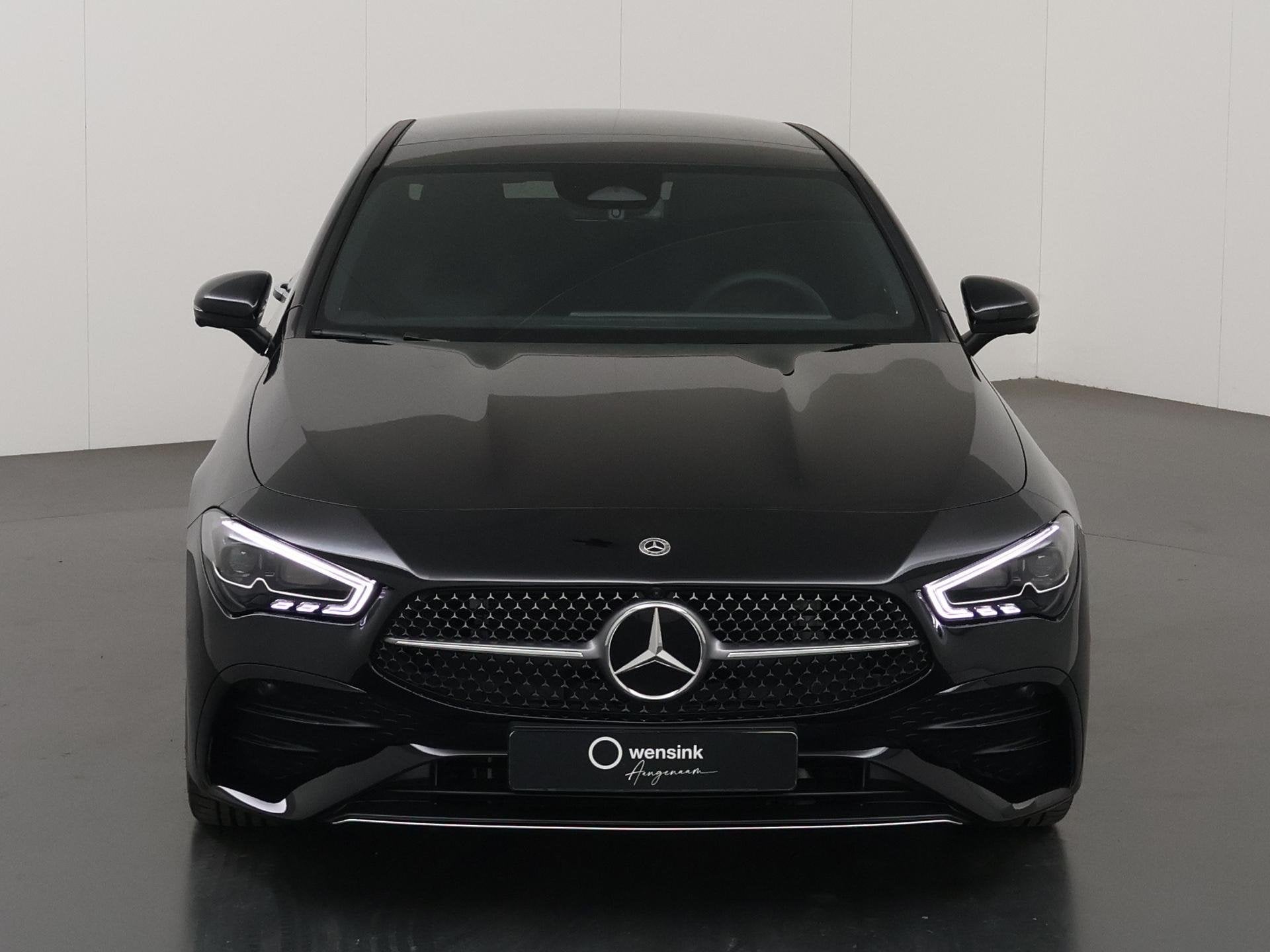 Mercedes-Benz CLA-klasse 180 Business Solution AMG | Panoram, Auto's, CLA, 136 pk, 4 cilinders, Zwart