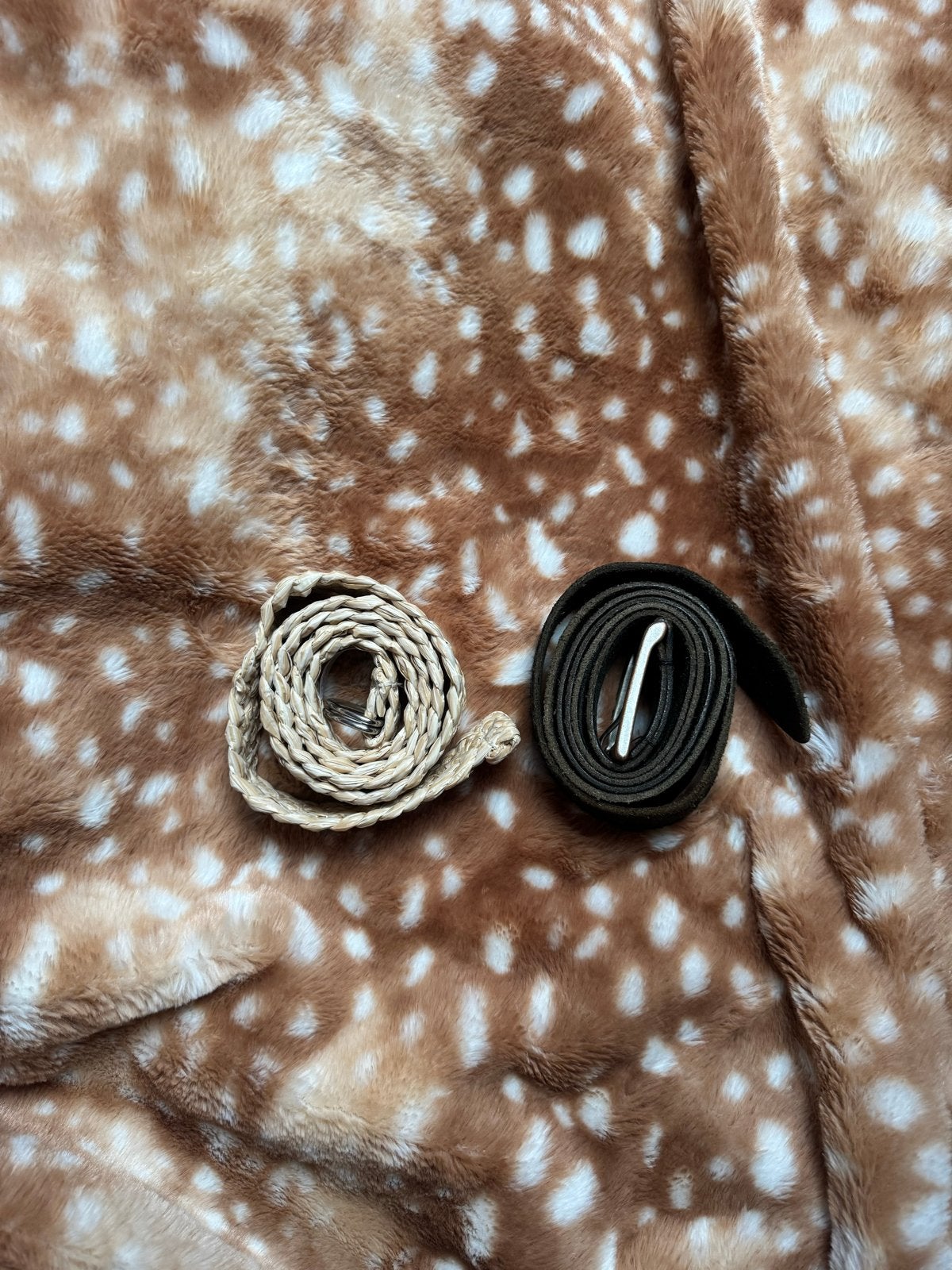 Set van 2 riemen: gevlochten en zwart lederen riem, Kleding | Dames, Riemen en Ceinturen, Minder dan 3 cm, 100 cm of meer, Heupriem