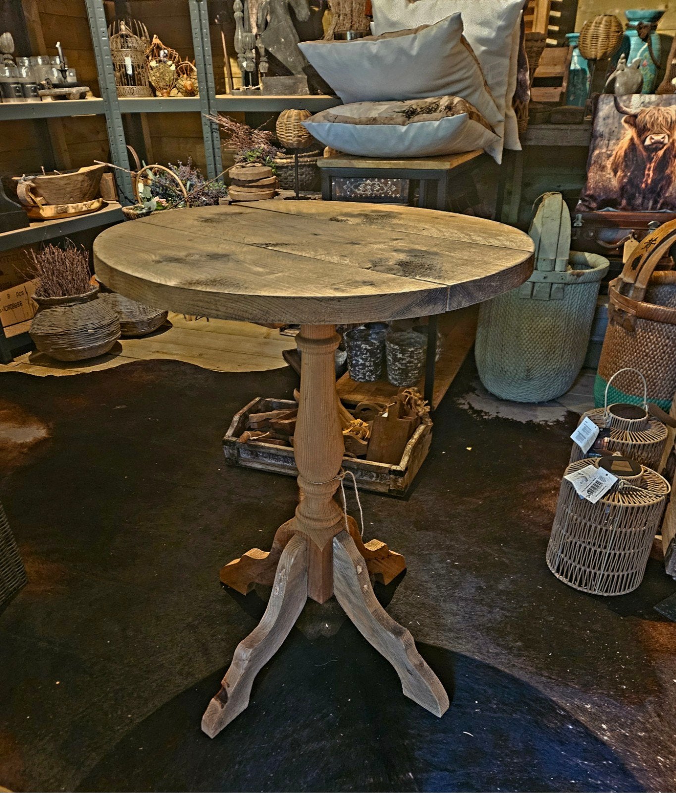 brocante wijntafel, Ophalen