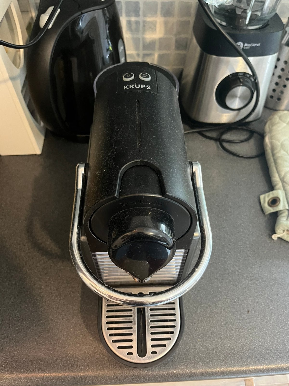 Krups Nespresso XN304, Ophalen, Espresso apparaat, Zo goed als nieuw, 4 tot 10 kopjes
