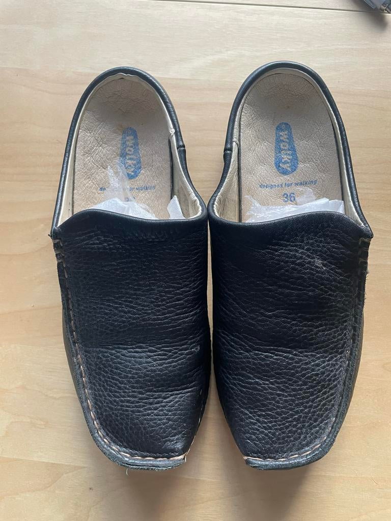 Wolky instappers maat 36, Kleding | Dames, Schoenen, Ophalen of Verzenden, Gedragen, Zwart, Instappers