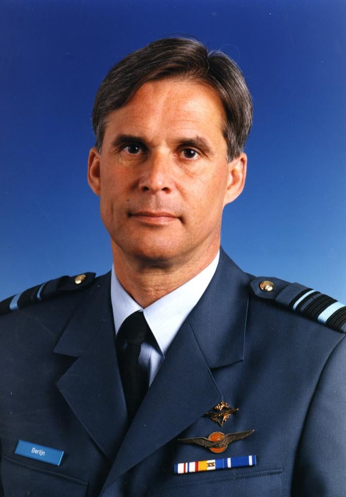 Brevet Piloot Kon. Luchtmacht Vlieger Wing Officier Zeldzaam, Verzamelen, Ophalen of Verzenden, Luchtmacht, Nederland, Embleem of Badge