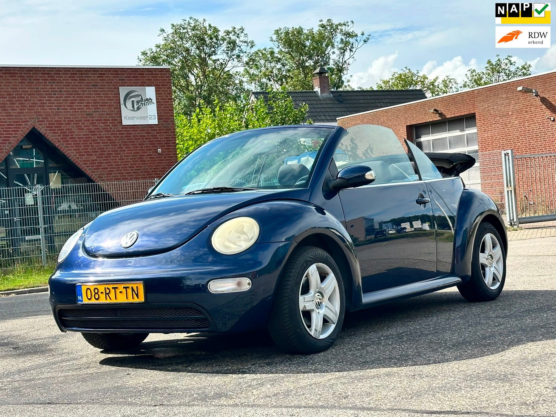 Volkswagen New Beetle Cabriolet 2.0 Turijn Comfort 1e Eigena, Voorwielaandrijving, Stof, Gebruikt, Beetle (Kever)