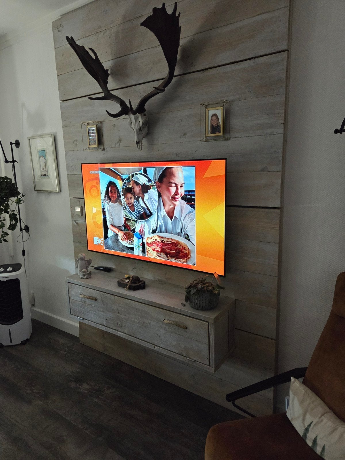 Mooie steigerhouten tv-achterwand, aanpasbaar, 200 cm of meer, Industrieel, Landelijk, 150 tot 200 cm, Ophalen of Verzenden