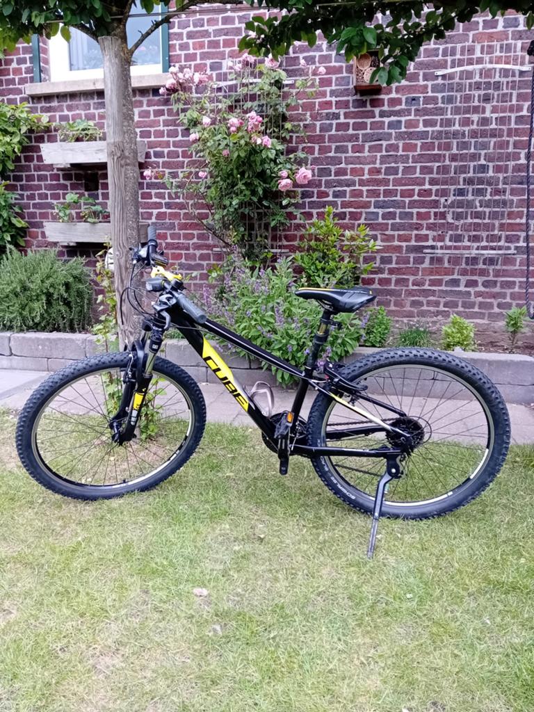 Mountainbike CUBE, zwart/geel 26 inch, voor jongen of meisje, Ophalen, Gebruikt, Aluminium, 24 inch of meer