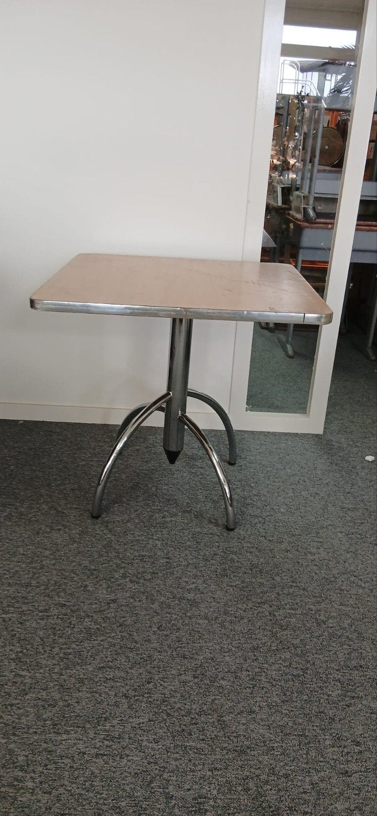 Tafel, Ophalen