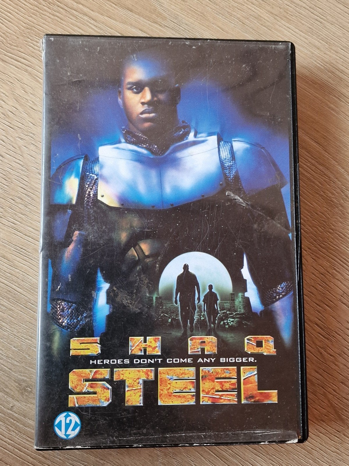Shaq Steel VHS - Heroes Don't Come Any Bigger, Vanaf 12 jaar, Ophalen of Verzenden, Gebruikt