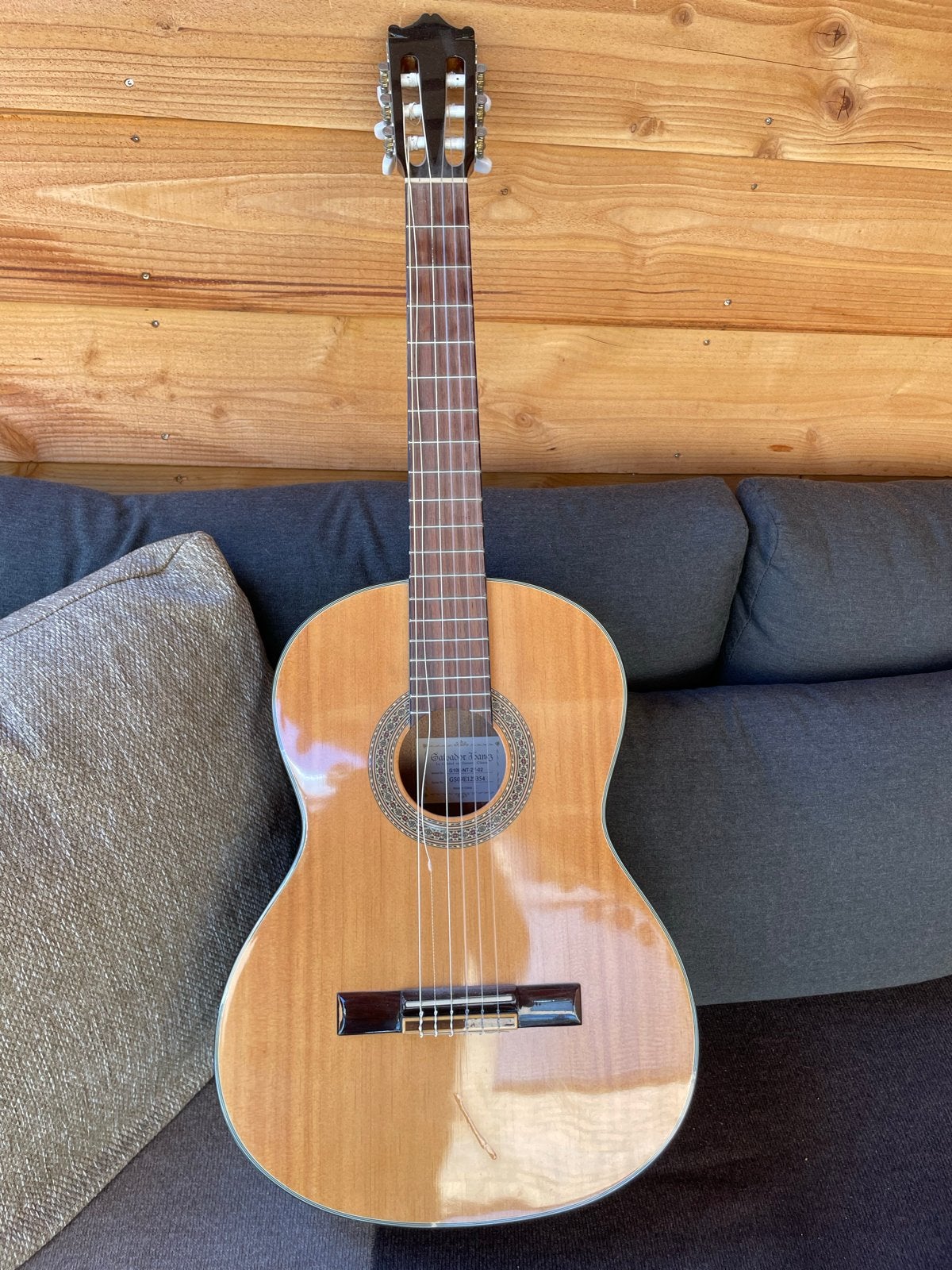 Salvador Ibanez G100-NT-2Y-02 Klassieke Gitaar, Ophalen, Gebruikt, Klassieke of Spaanse gitaar