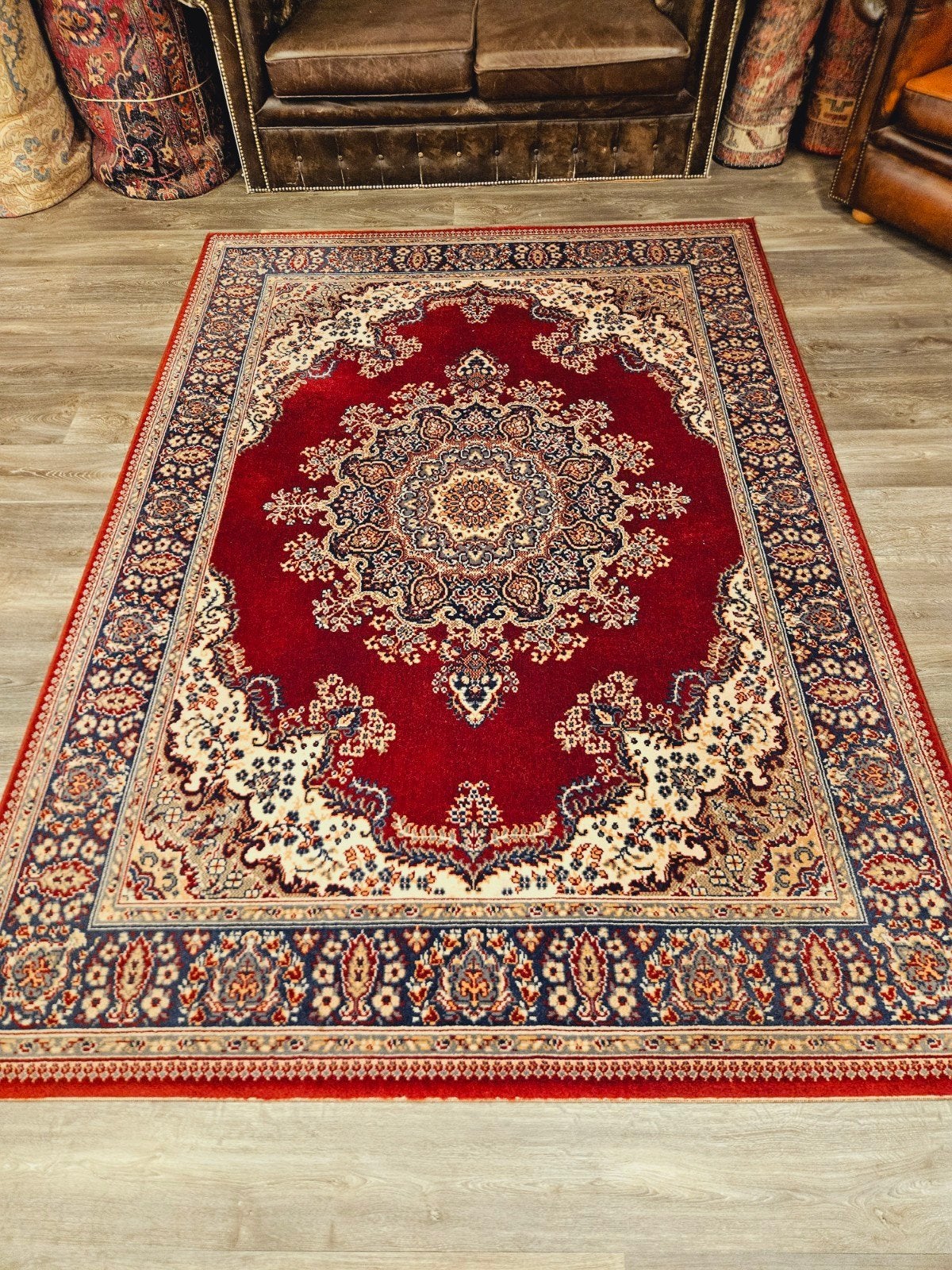Perzisch Tapijt. prachtige kleuren en patronen! Weg = Weg!, Huis en Inrichting, Stoffering | Tapijten en Kleden, Perzisch, 200 cm of meer